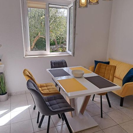 La Petite Maison Splitska Exterior foto